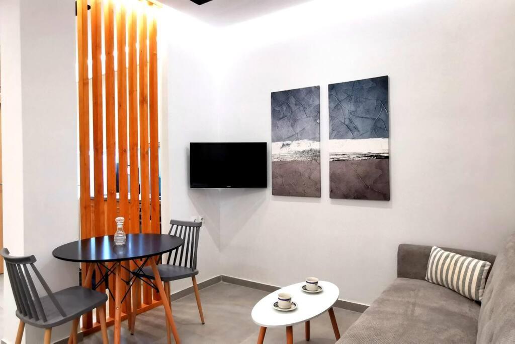 Urban Luxus Studio I Heraklion  Bagian luar foto